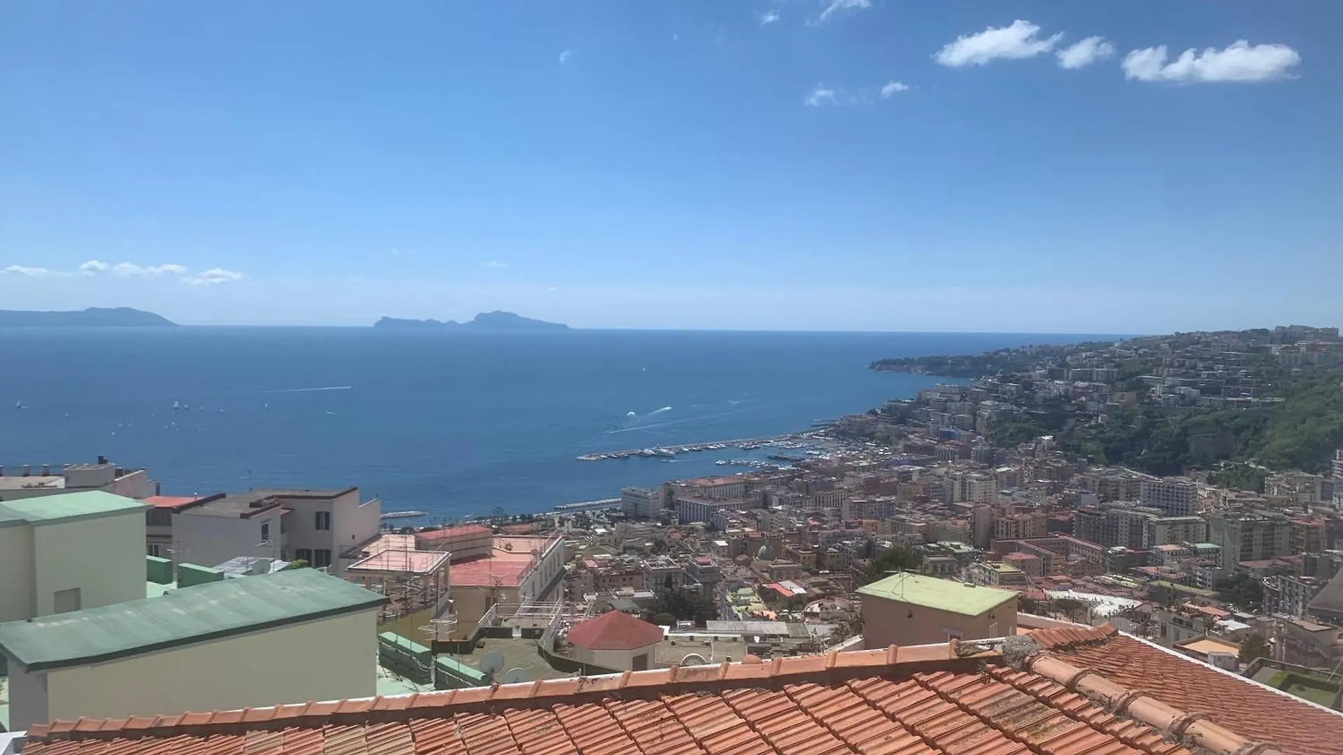 Daire Casa Di Carlo Al Vomero Napoli